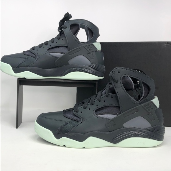 Mike Air Flight Huarache Dark Smoke Barely Green FJ439-001 Mens Shoes - Size 8